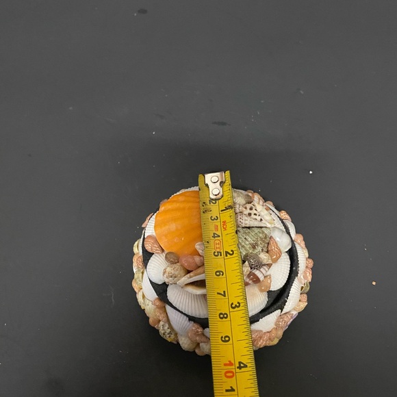 Genuine Shell Covered Trinket Box - Picture 9 of 9